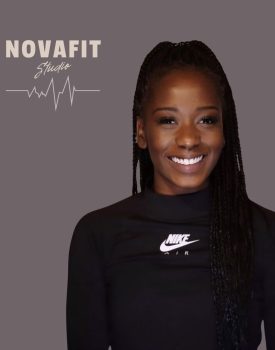 Photo de la fondatrice de Novafit Studio un centre d'EMS à Abidjan